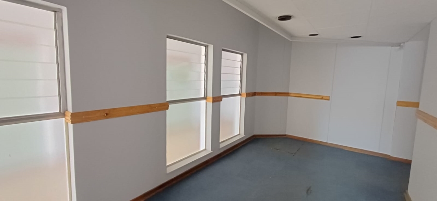 To Let Commercial Property for Rent in Bethlehem Free State